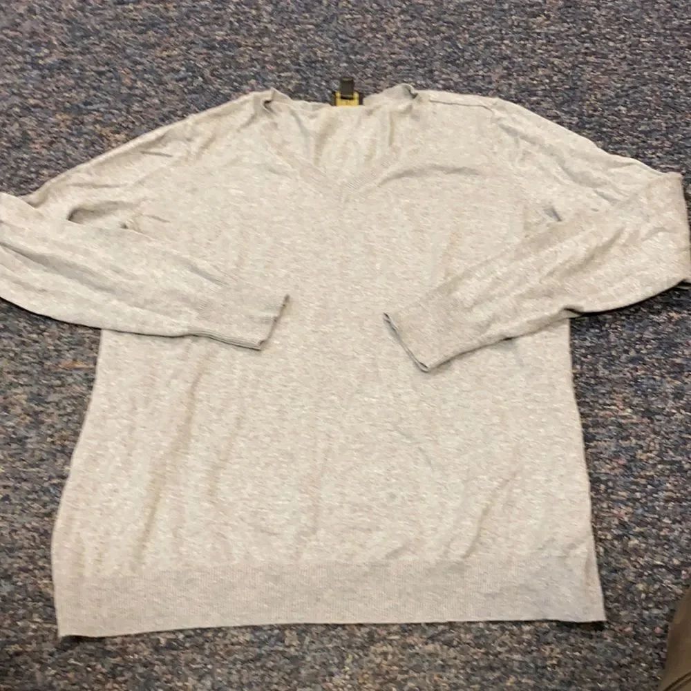Worthington Gray Top sz. XL